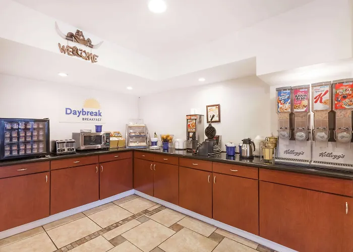 Days Inn By Wyndham Austin/University/Downtown