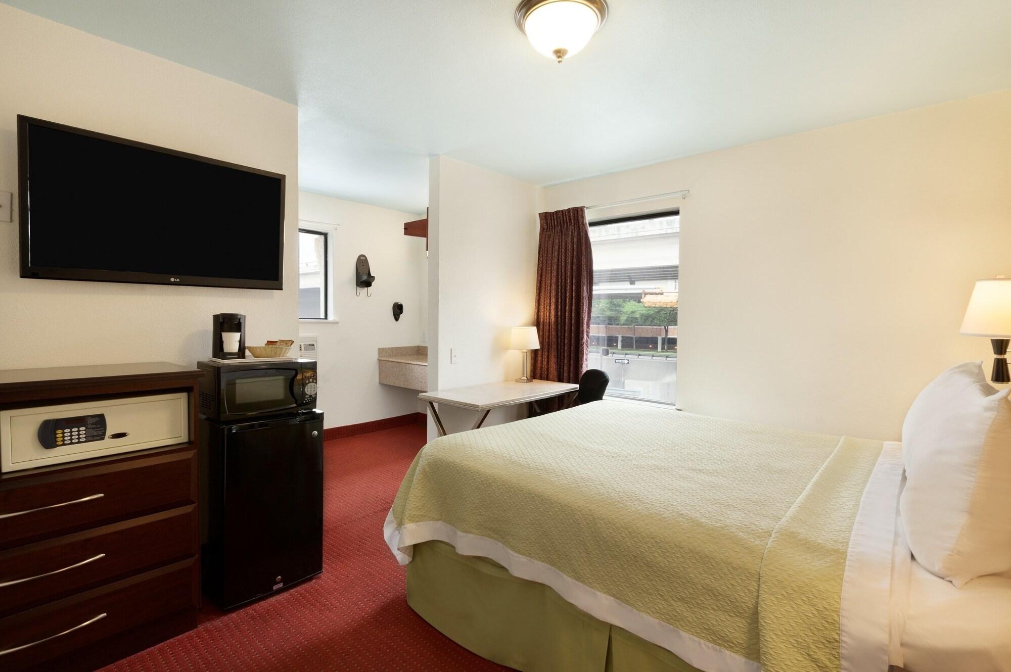 Hotel Days By Wyndham Austin/university/downtown Austin