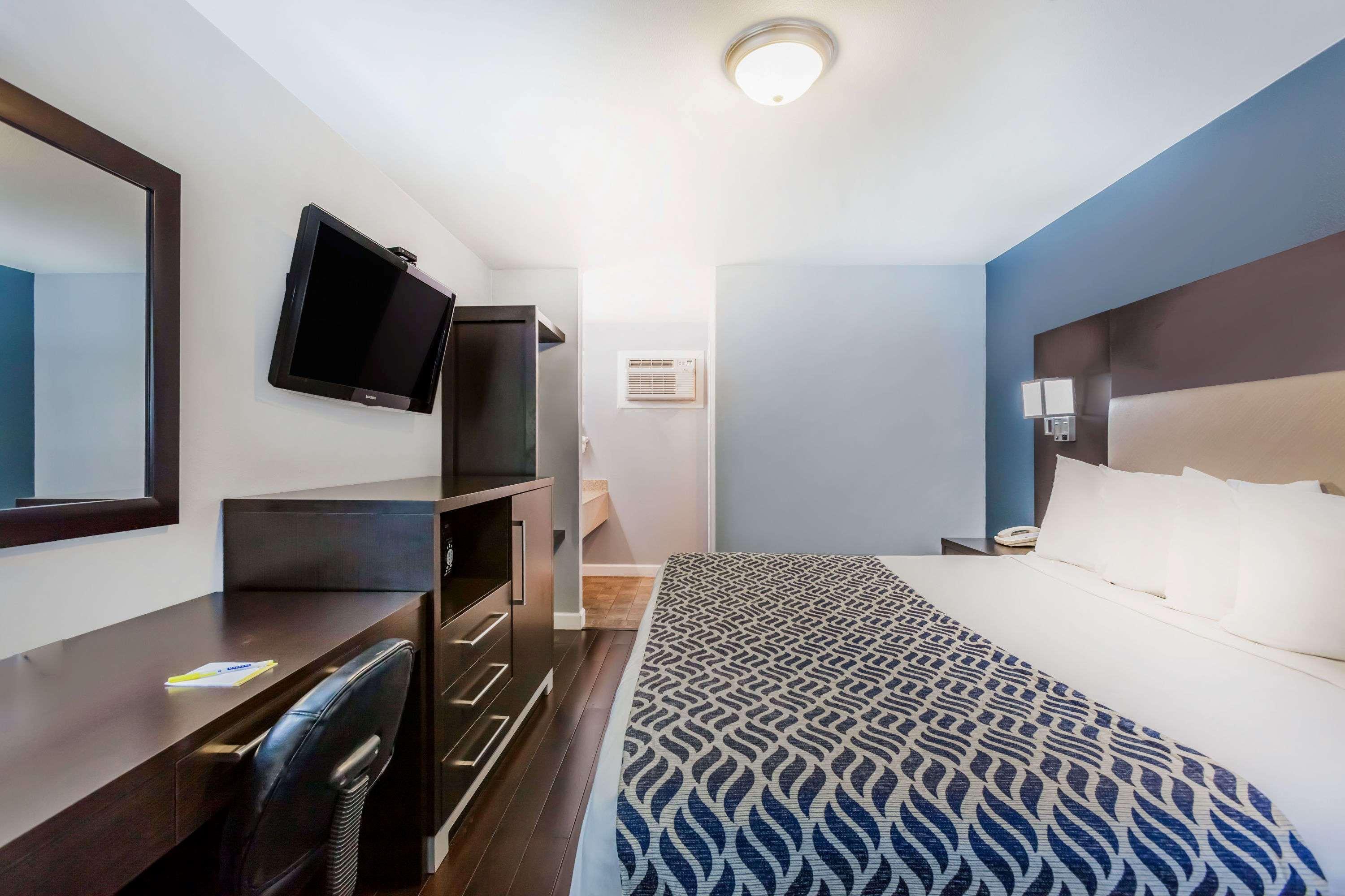 Hotel Days By Wyndham Austin/university/downtown Austin