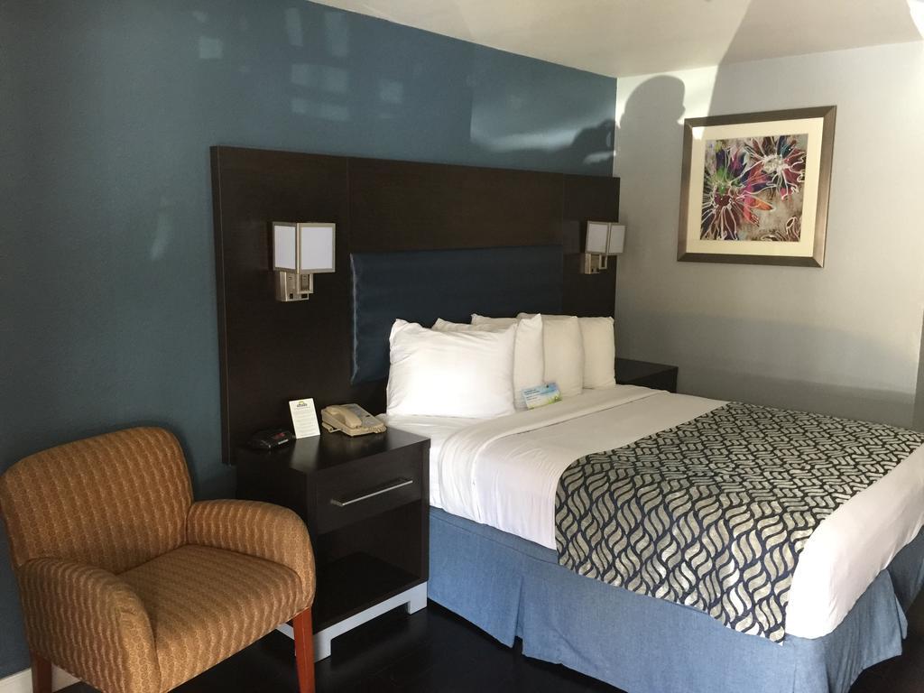 Hotel Days By Wyndham Austin/university/downtown