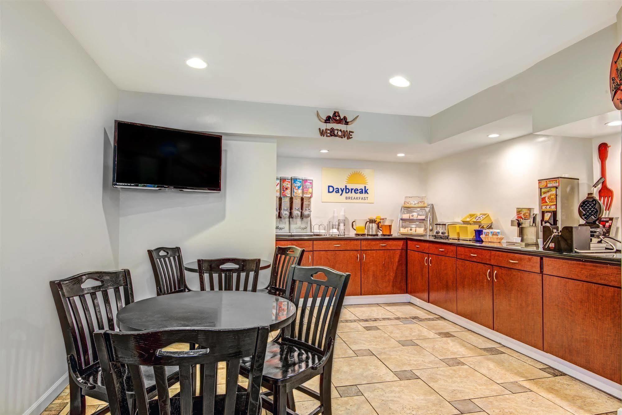 Days By Wyndham Austin/university/downtown 2*