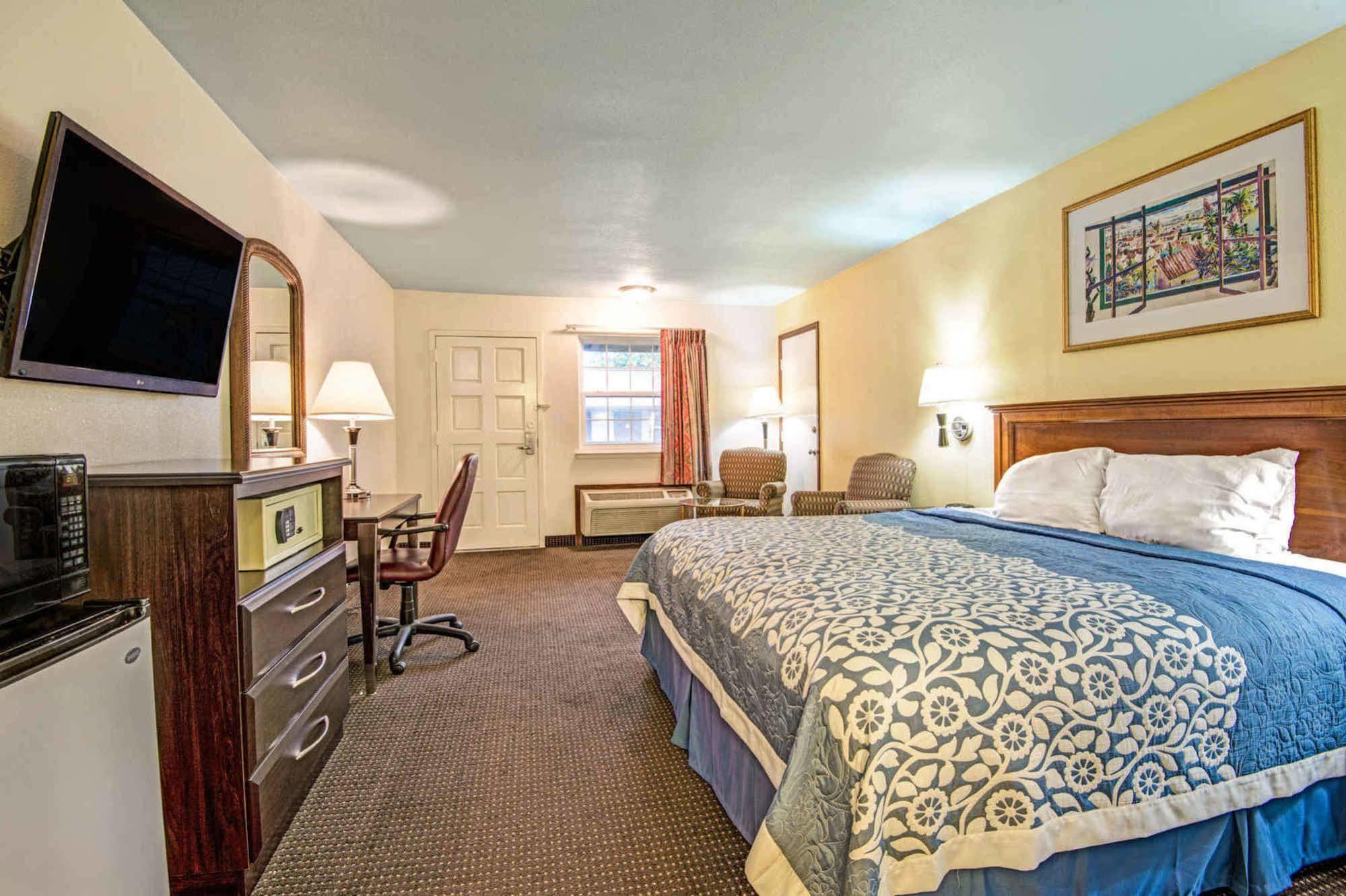 Hotel Days By Wyndham Austin/university/downtown