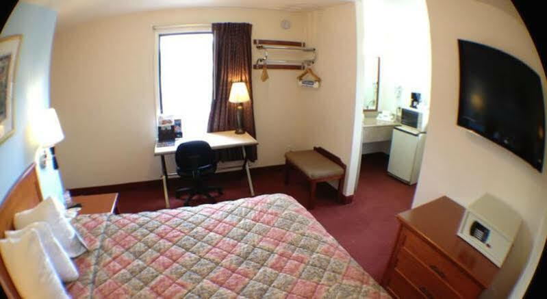Days By Wyndham Austin/university/downtown Hotel 2*